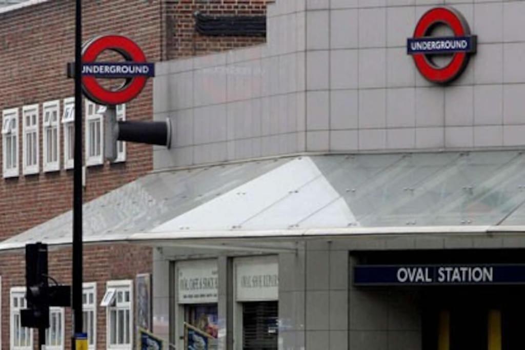 London Oval Apartment Quarto foto
